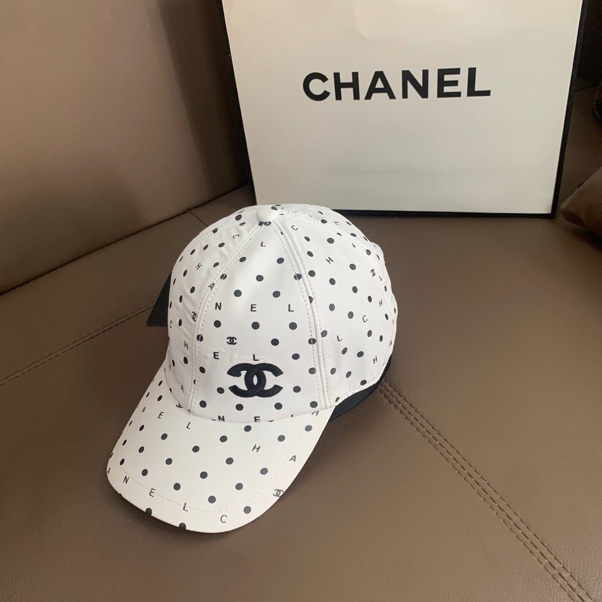 M1R96C4 Fashion hats