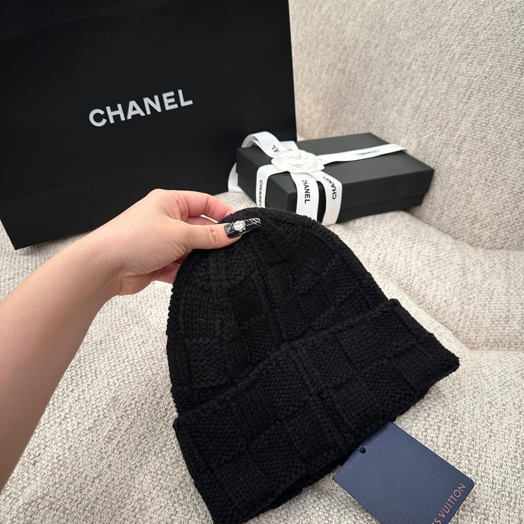 M1R86E9 Fashion hats