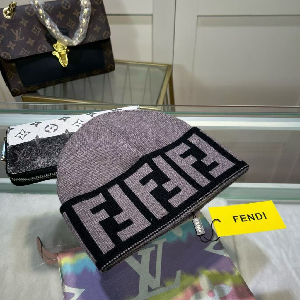 M1R86F79 Fashion hats