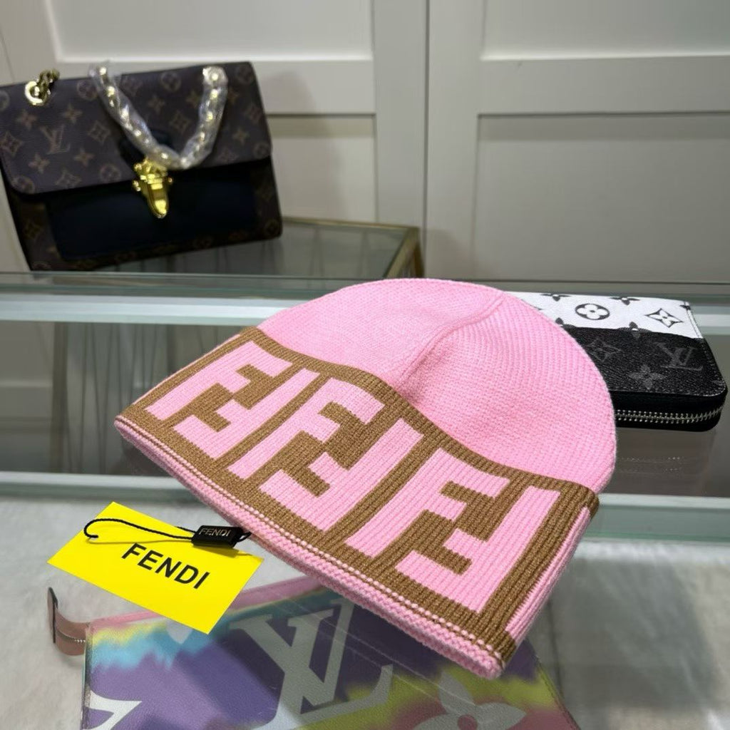 M1R86F79 Fashion hats