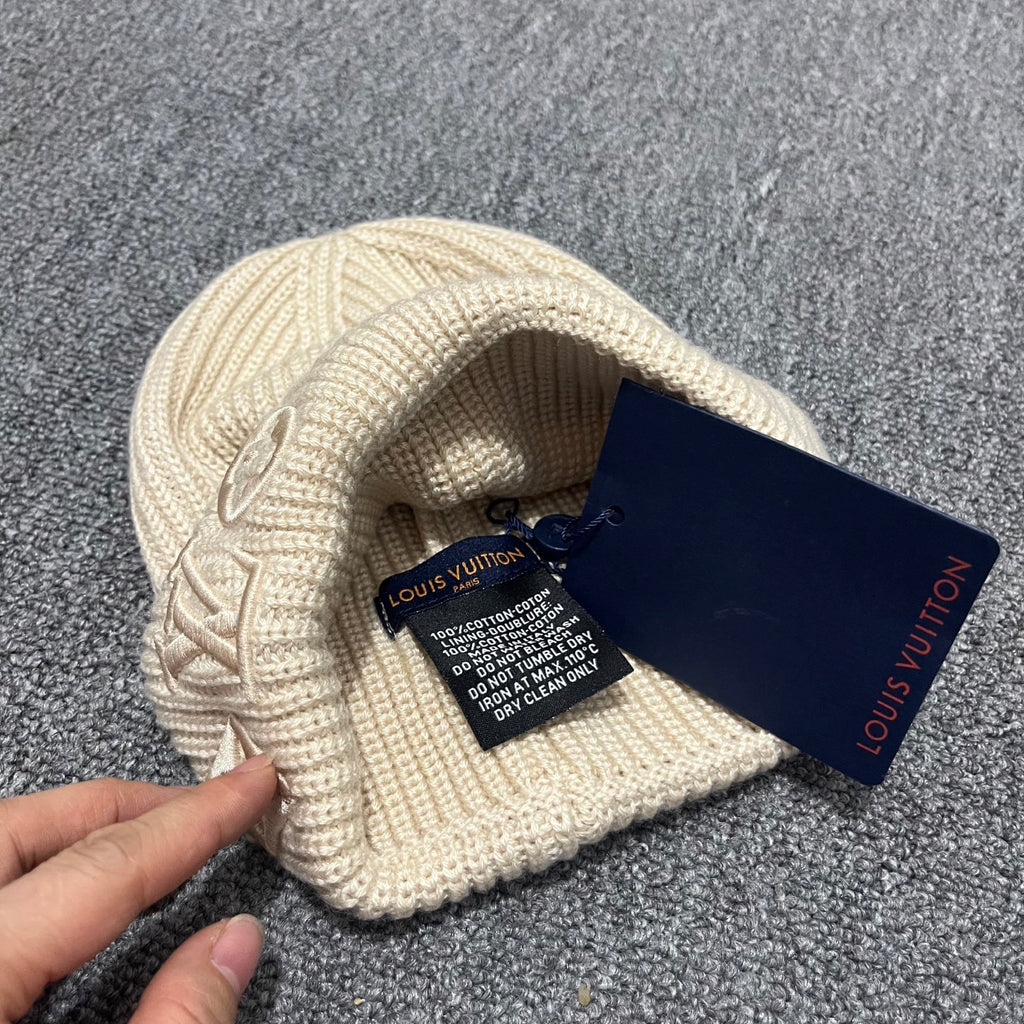 M1R96E31 Fashion hats