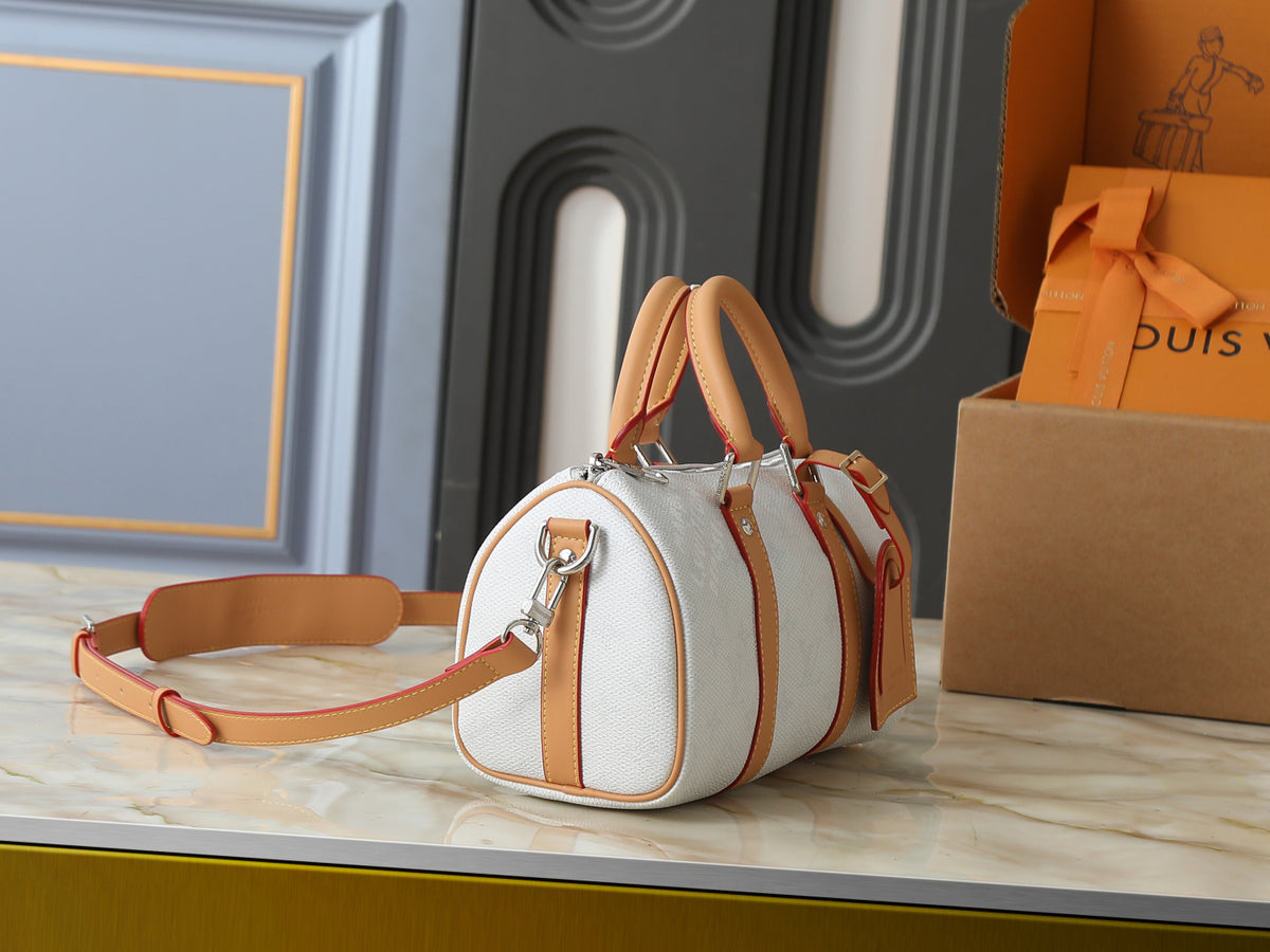 B1R76E51 Fashion leather bag