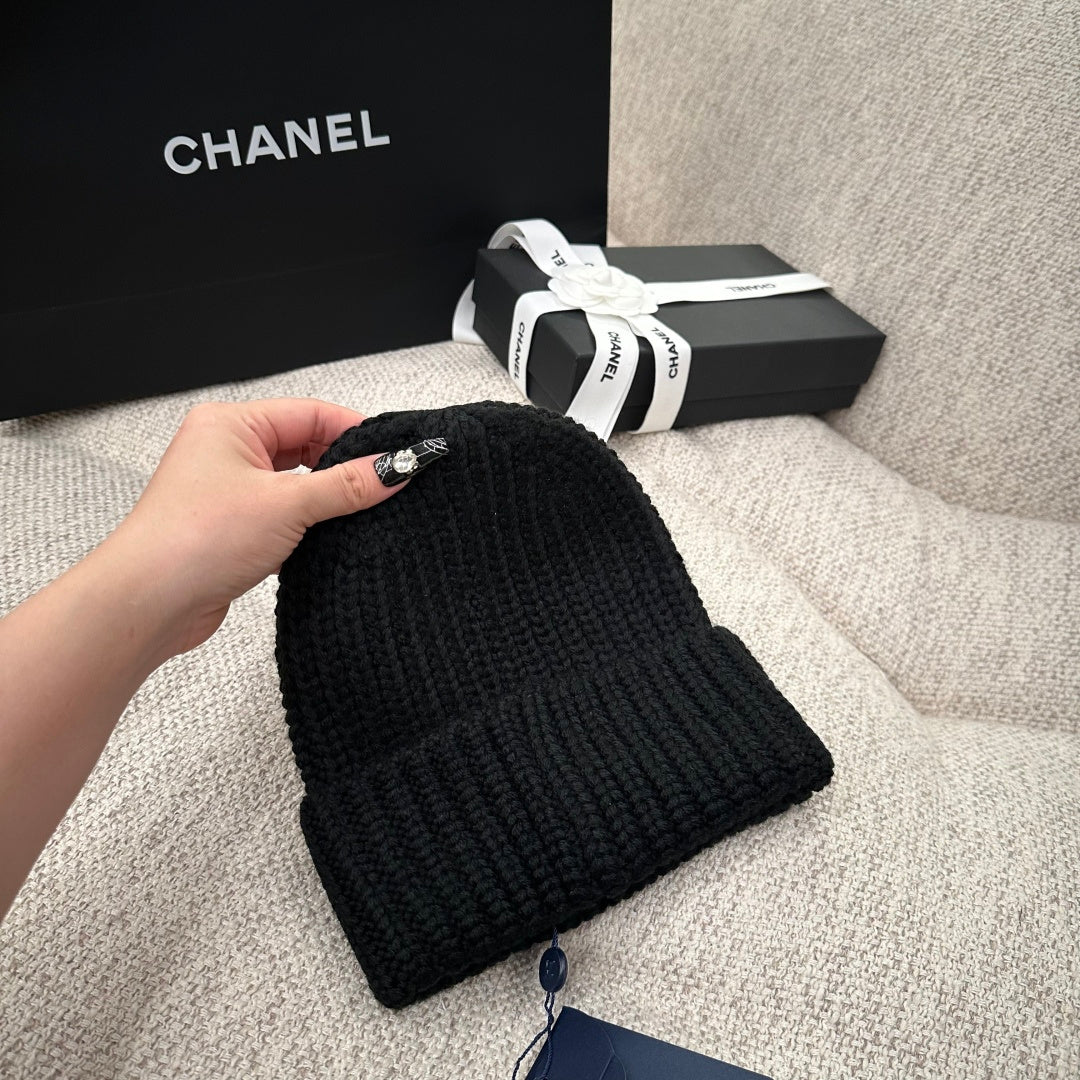 M1R86E15 Fashion hats