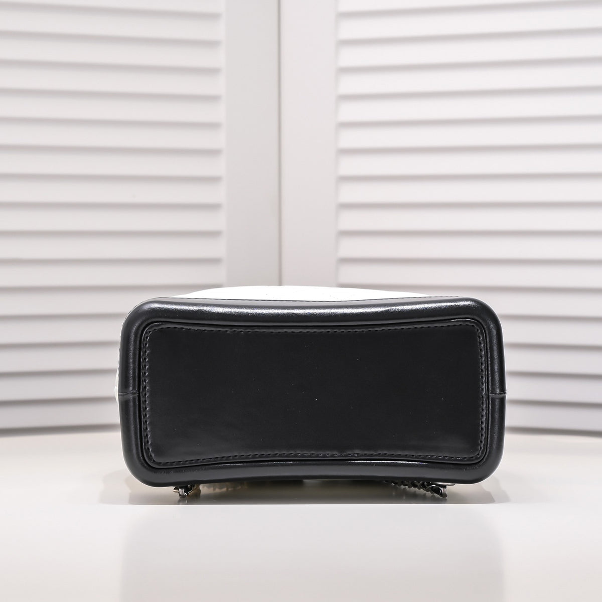 1XC262B Popular    leather bag 