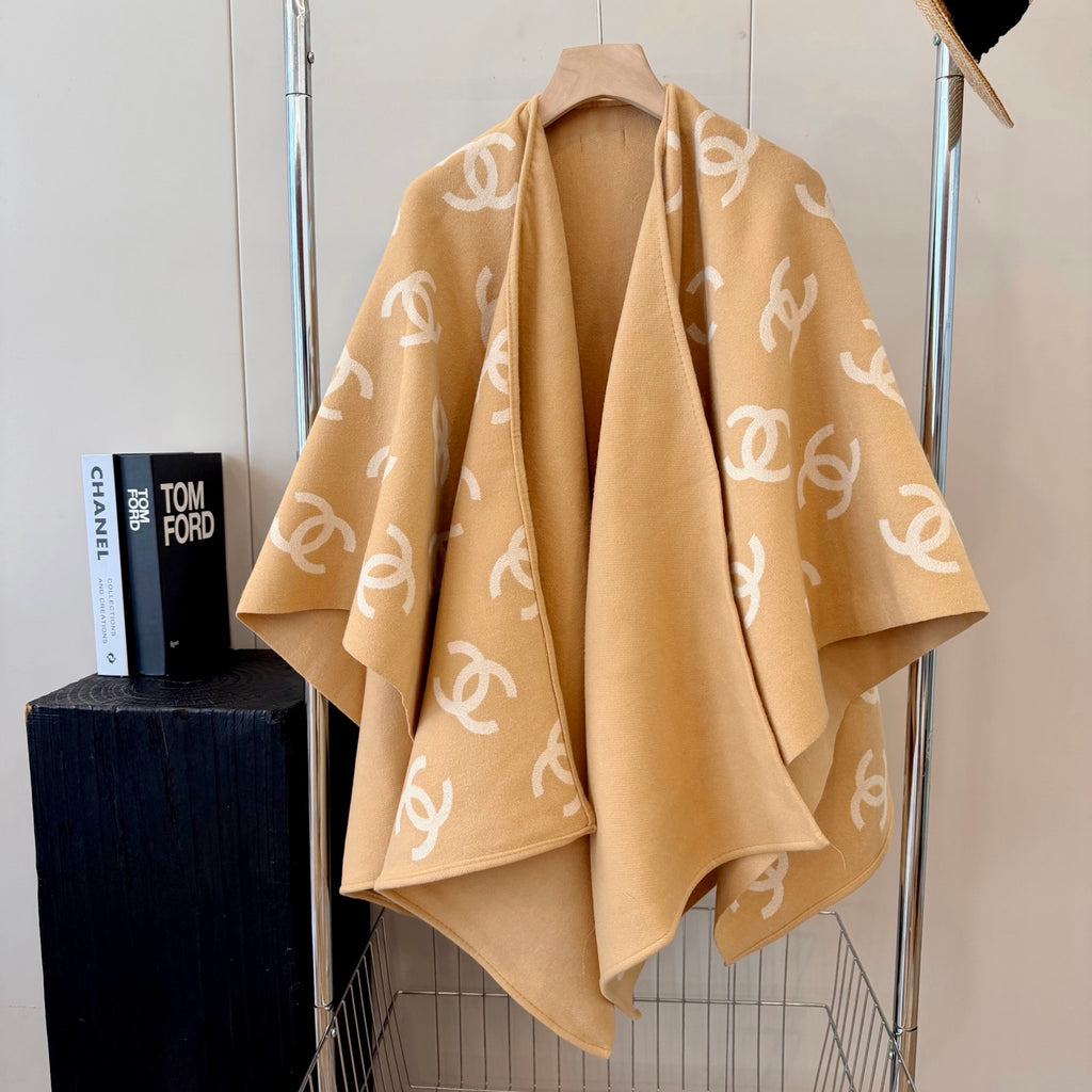 W1R86C60 Fashion cape