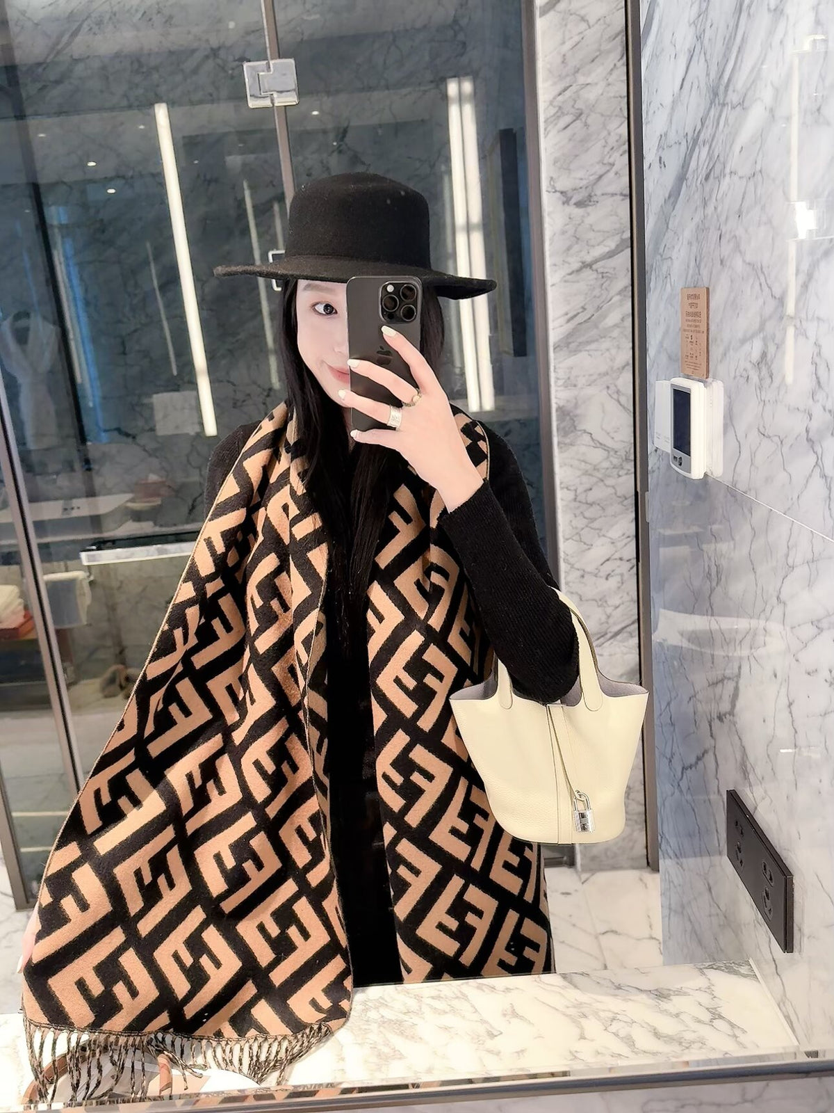 W1R86F98 Popular Winter Scarves
