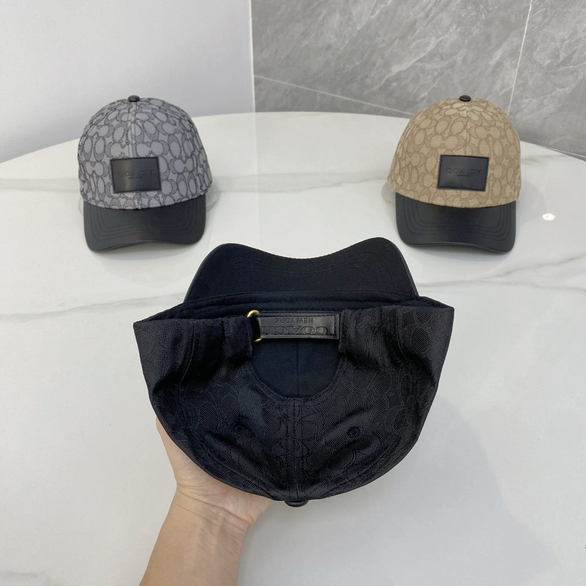 M1R86A113 Fashion hats