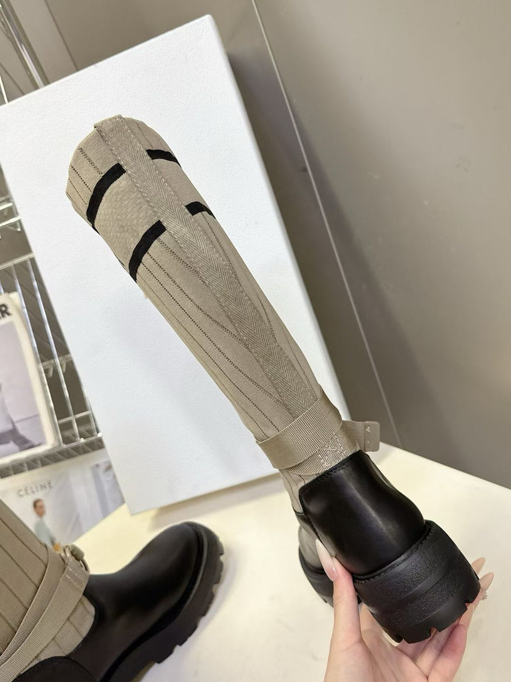 Z2P106D30 Fashion high-quality Boots