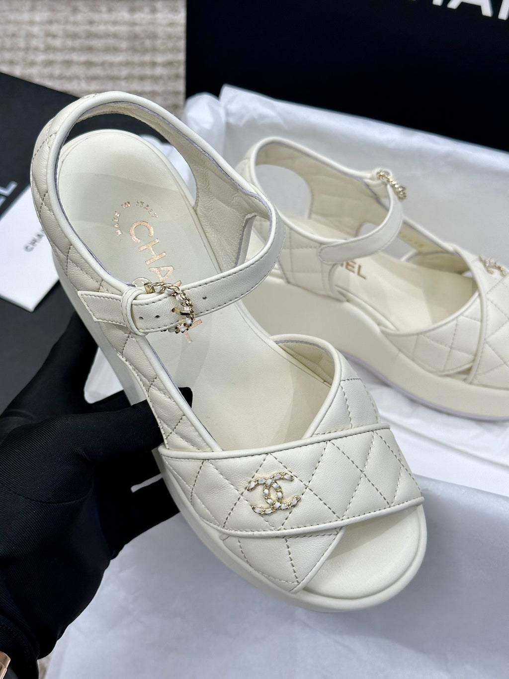Z2R96C1 Fashion high-quality shoes
