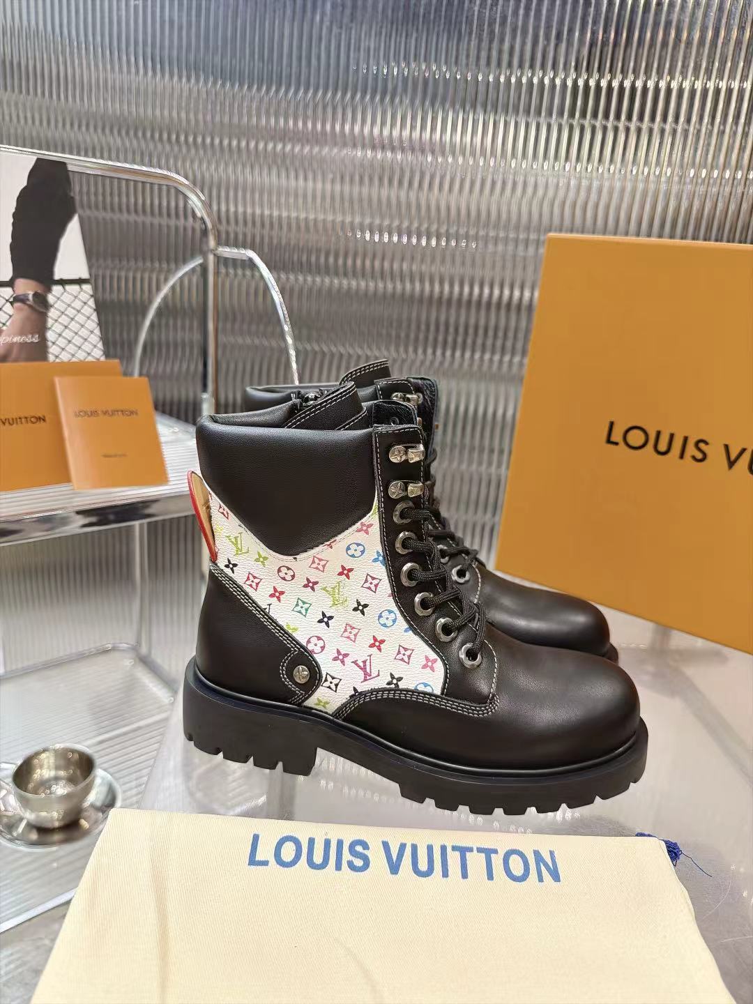 Z2P96E2 Popular high-quality leather shoes