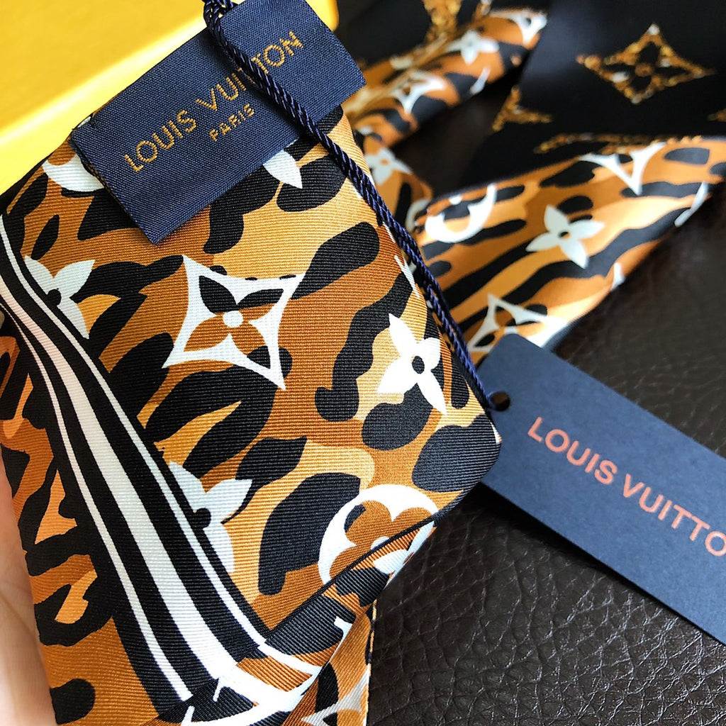 W1N86E3 Fashion Silk Scarve