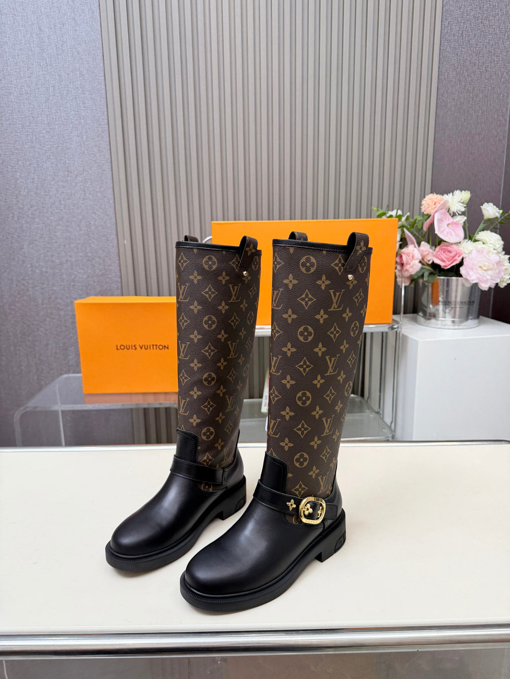 Z2P106E21 Fashion high-quality shoes