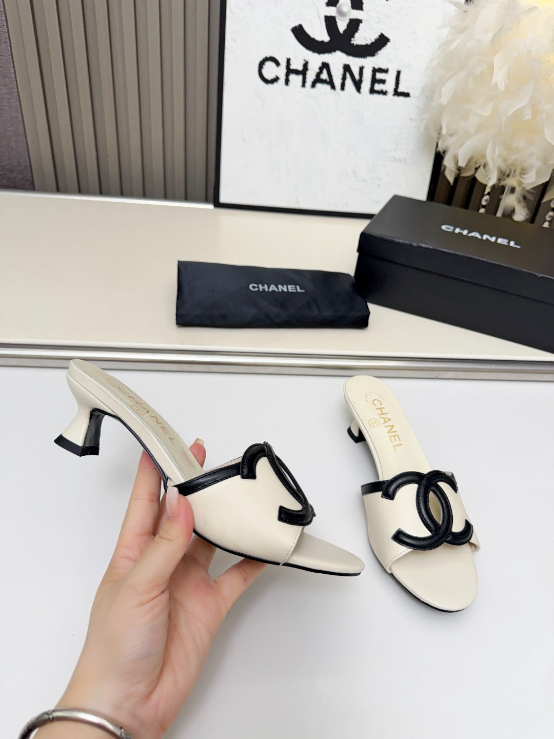 ZPX76C4 Fashion high-quality leather slippers