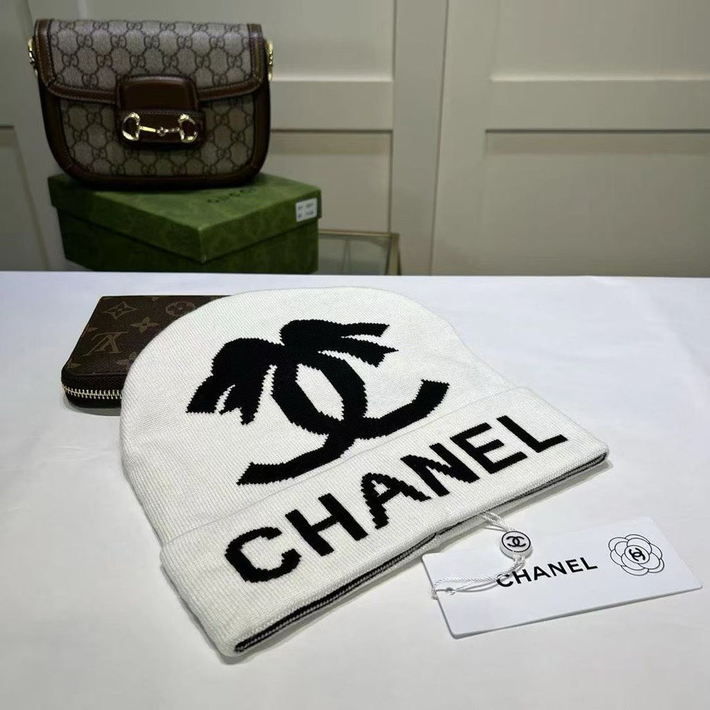 M1R86C40 Fashion hats