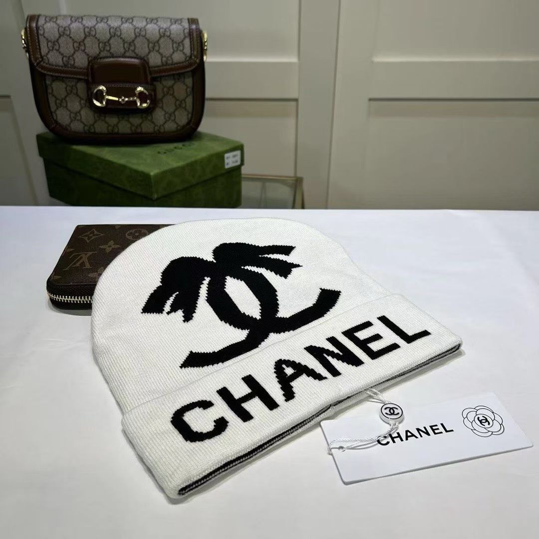 M1R86C40 Fashion hats