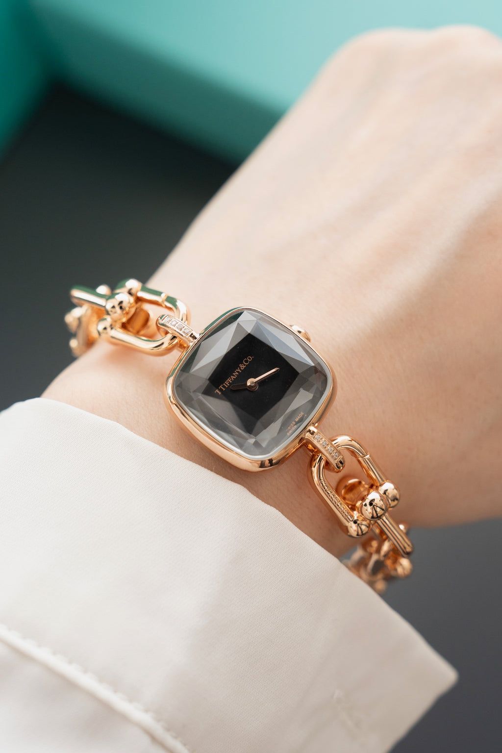 136RT73L Popular Watches