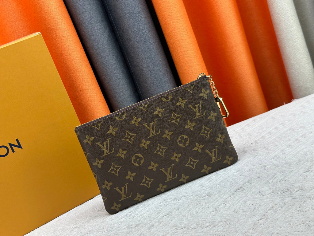 15RE90B  Popular  leather bag