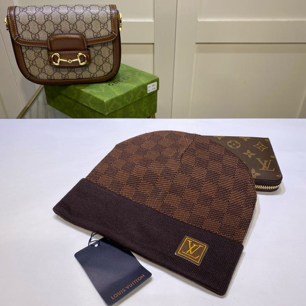 M1R86E34 Fashion hats