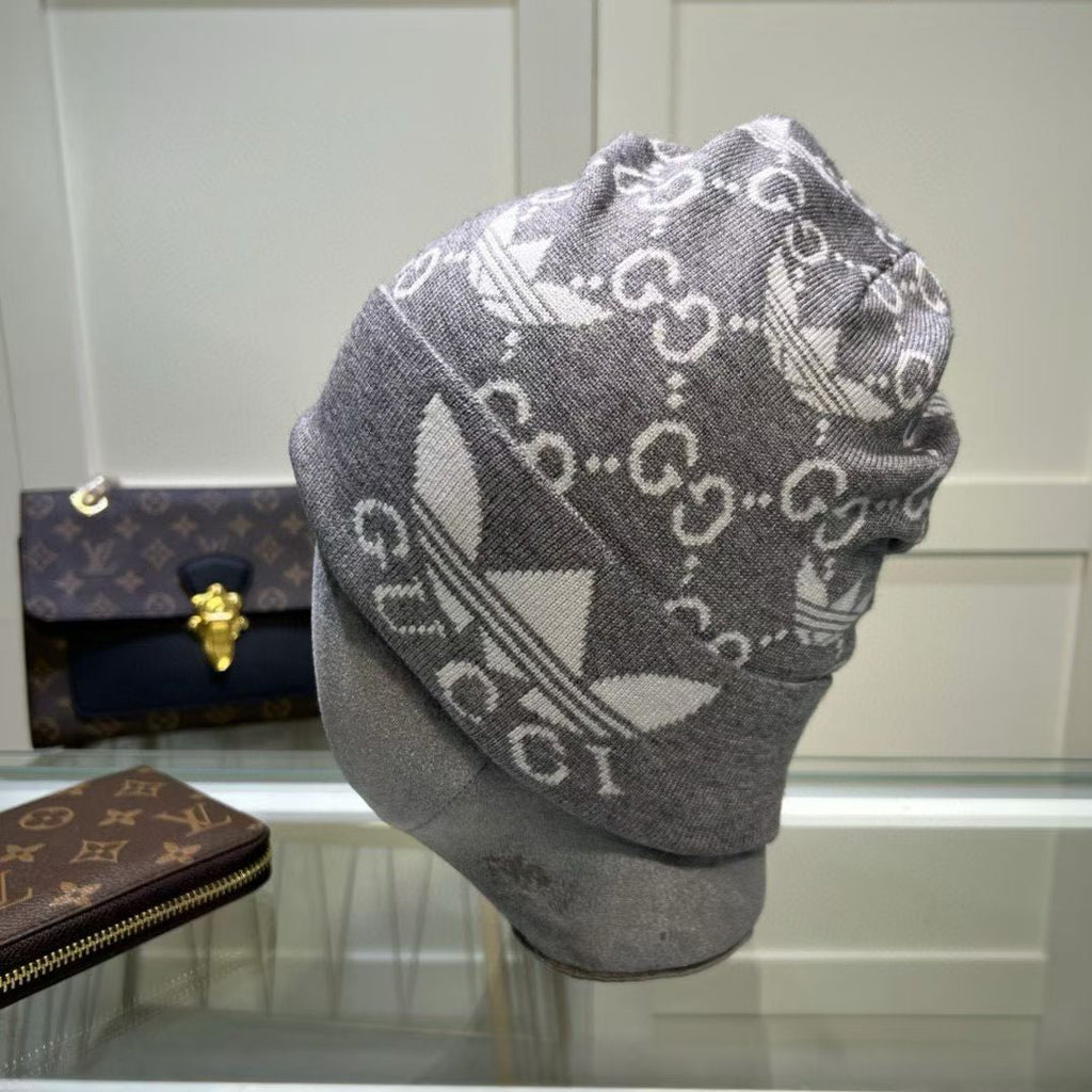 M1R86B84 Fashion hats