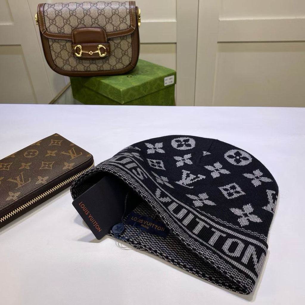 M1R86E69 Fashion hats