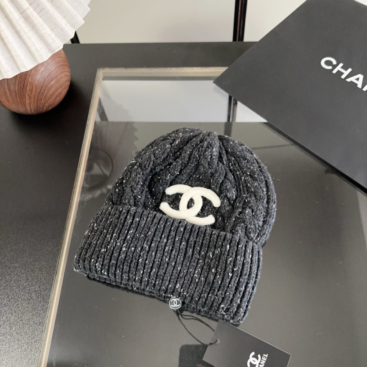 M1R86C23 Fashion hats