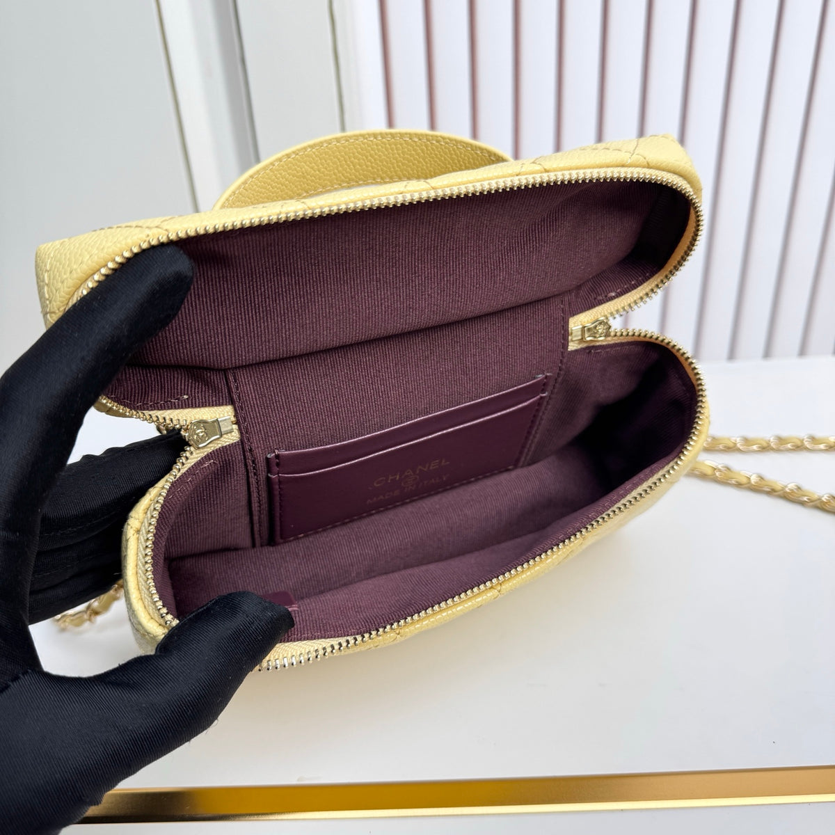 B1X66C19 Fashion leather bag