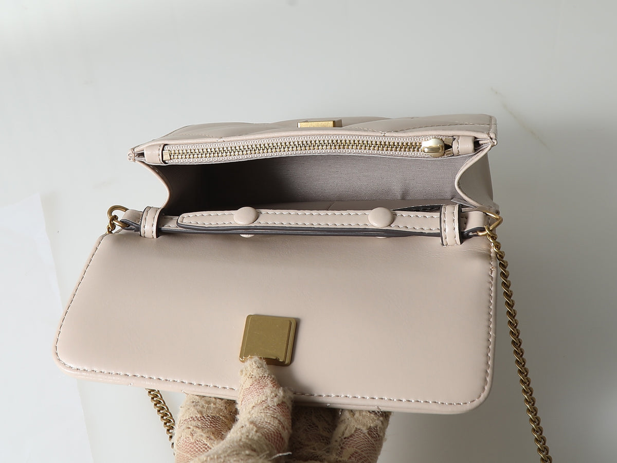 156XA26B Popular leather bag