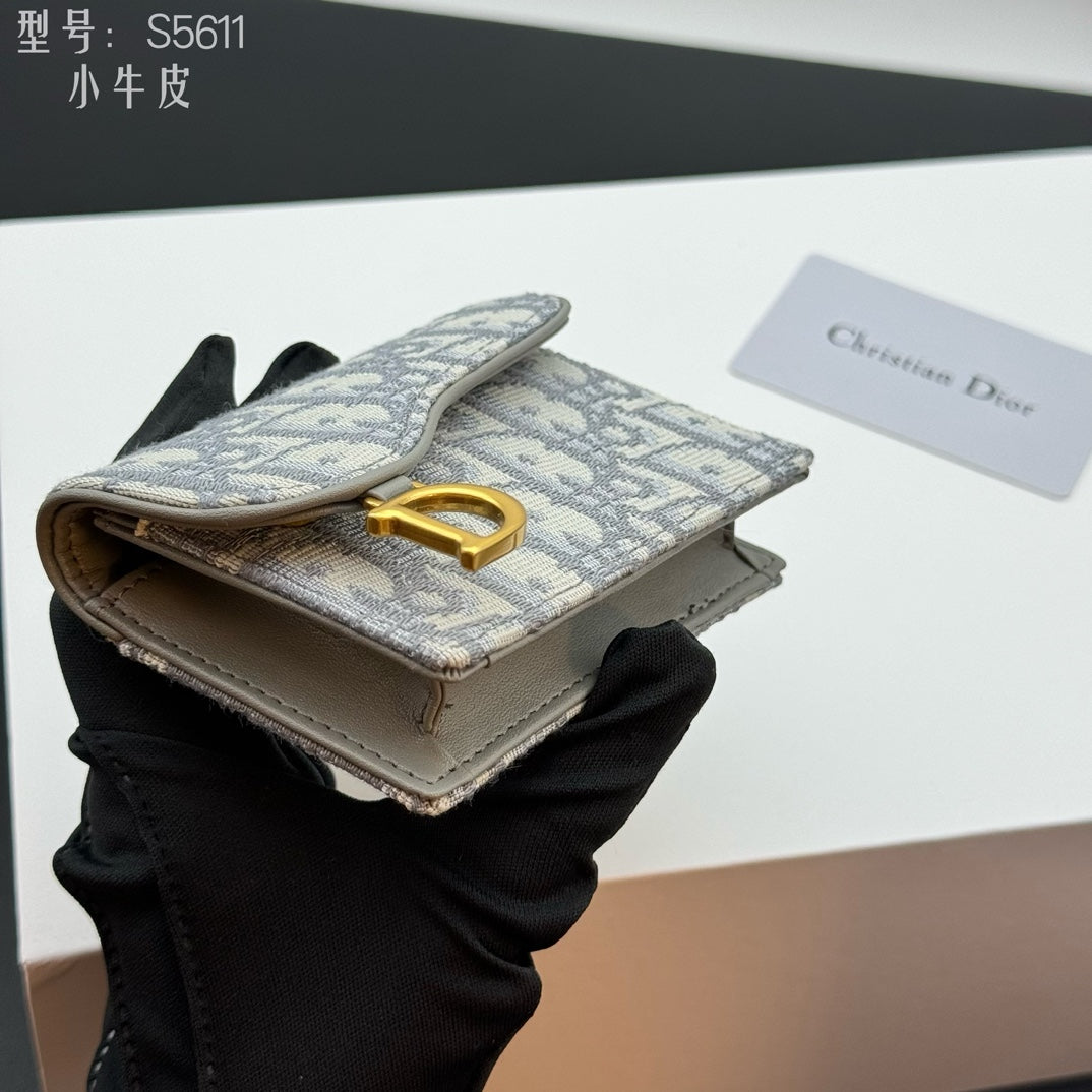 B1X76D5 Fashion wallets