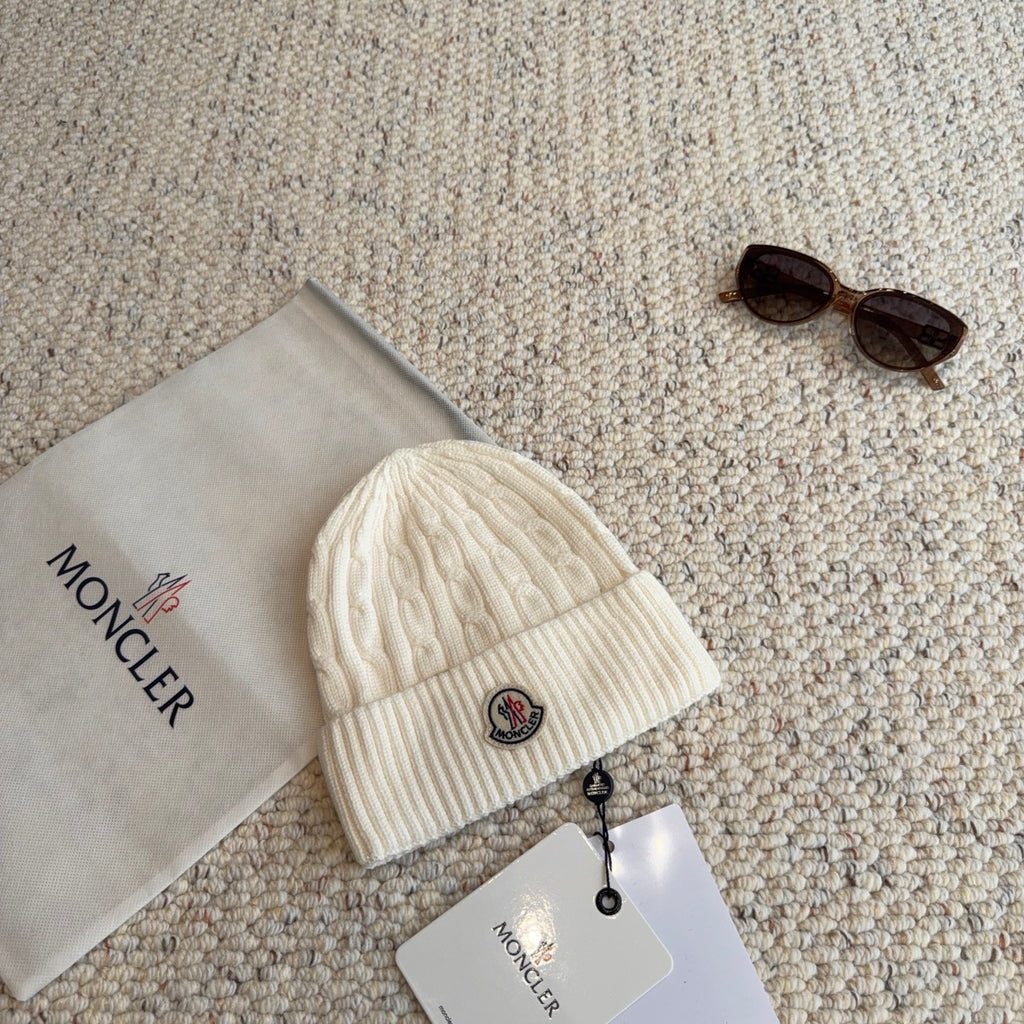M1R96A14 Fashion hats