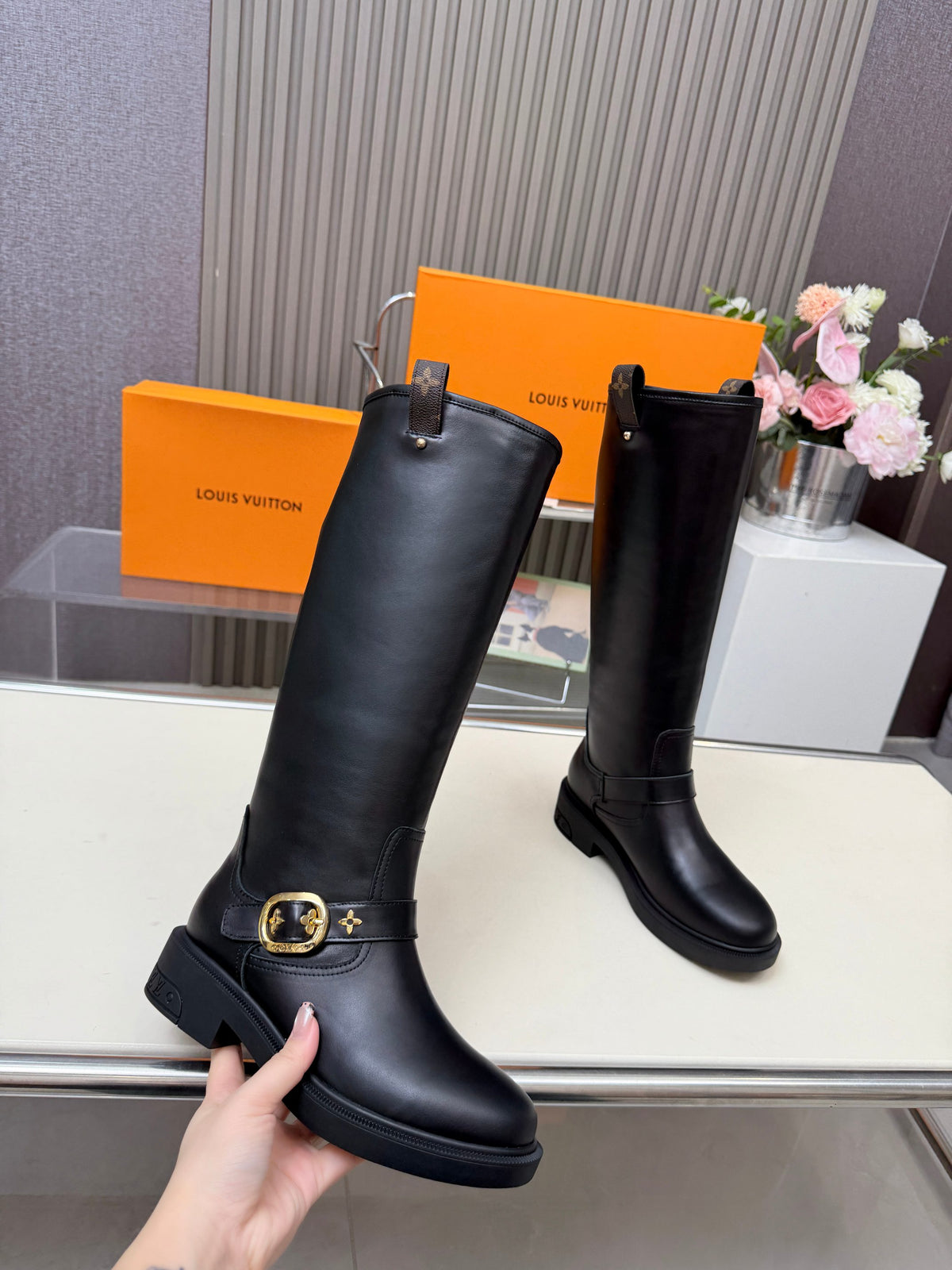 Z2P106E21 Fashion high-quality shoes