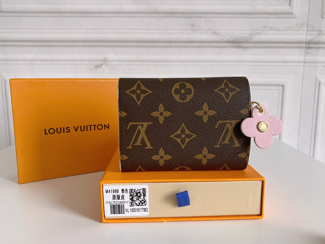 146PE54B Popular leather  Wallets