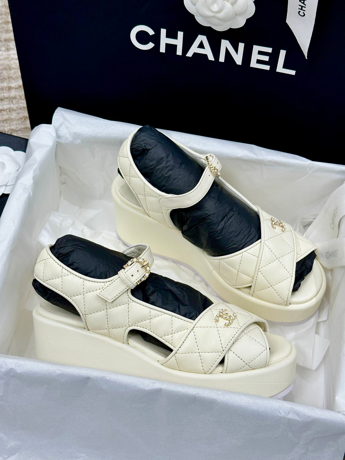 Z2R96C1 Popular high-quality shoes