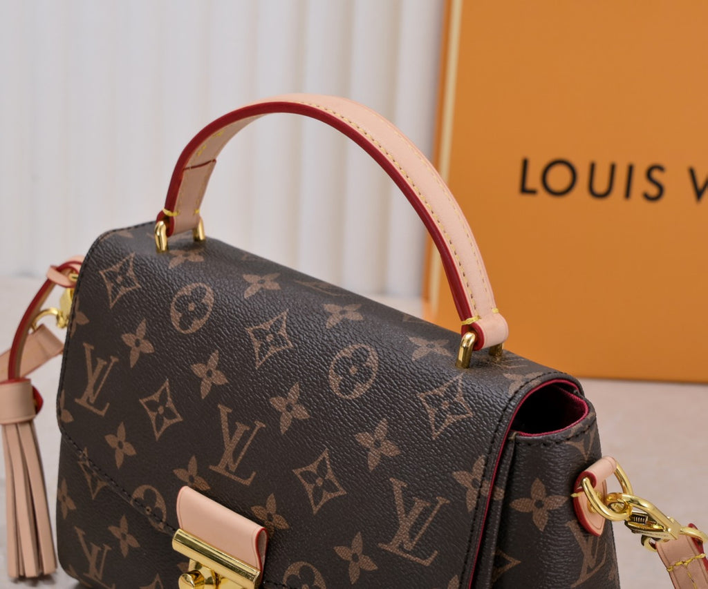 B1X66E9 Fashion high-quality leather bag