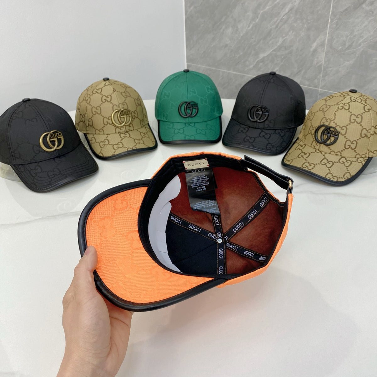 M1R86B130 Fashion hats