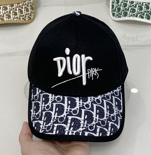 M1R86D123 Popular hats
