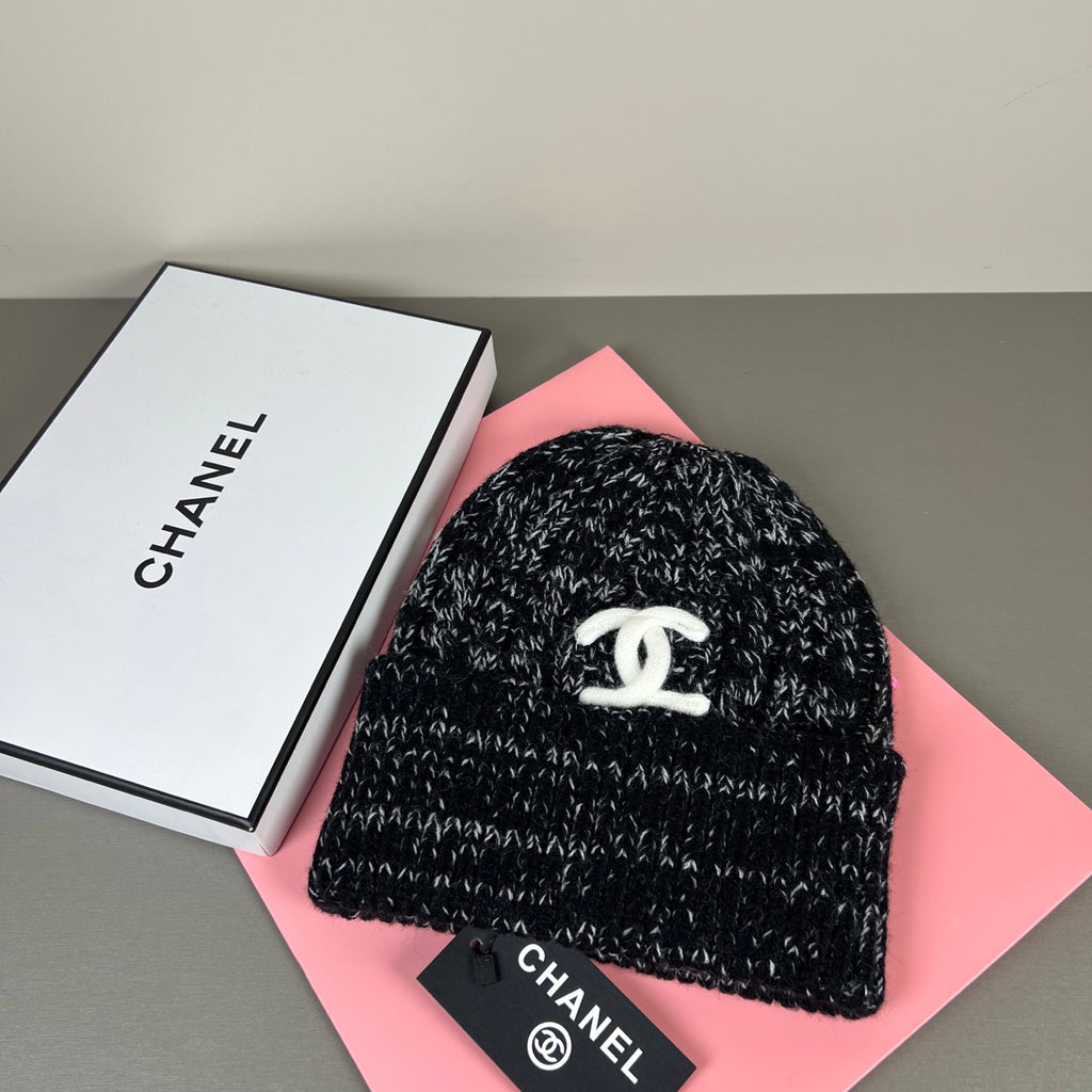 M1R86C7 Fashion hats