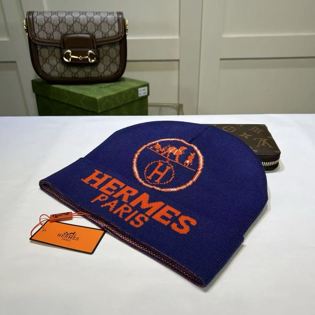 M1R86H46 Fashion hats