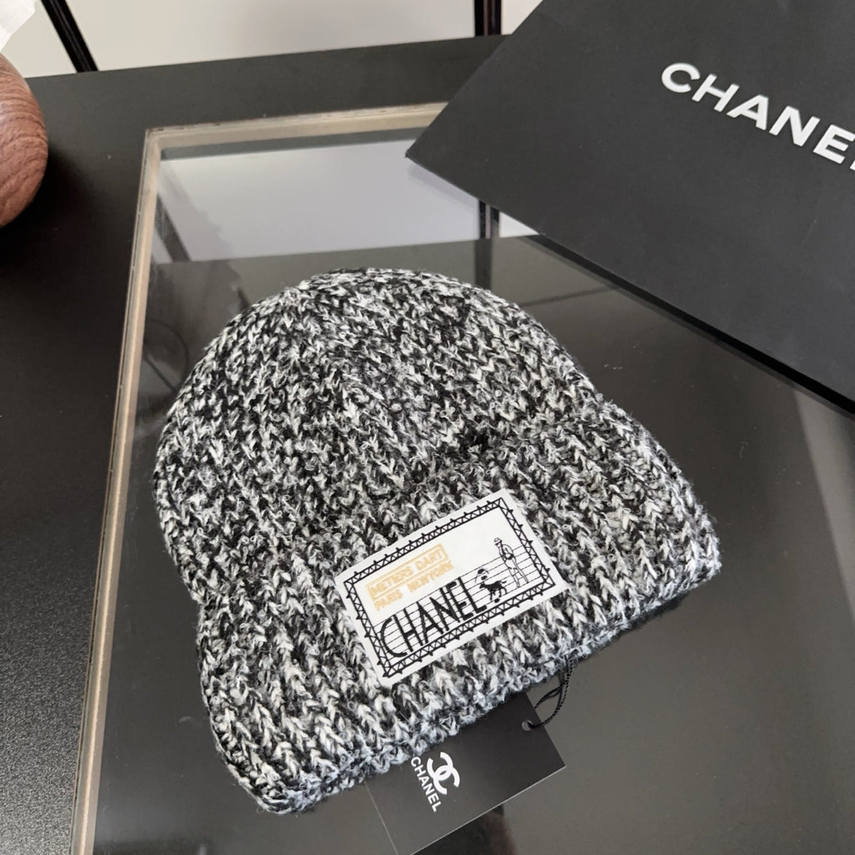 M1R86C25 Fashion hats