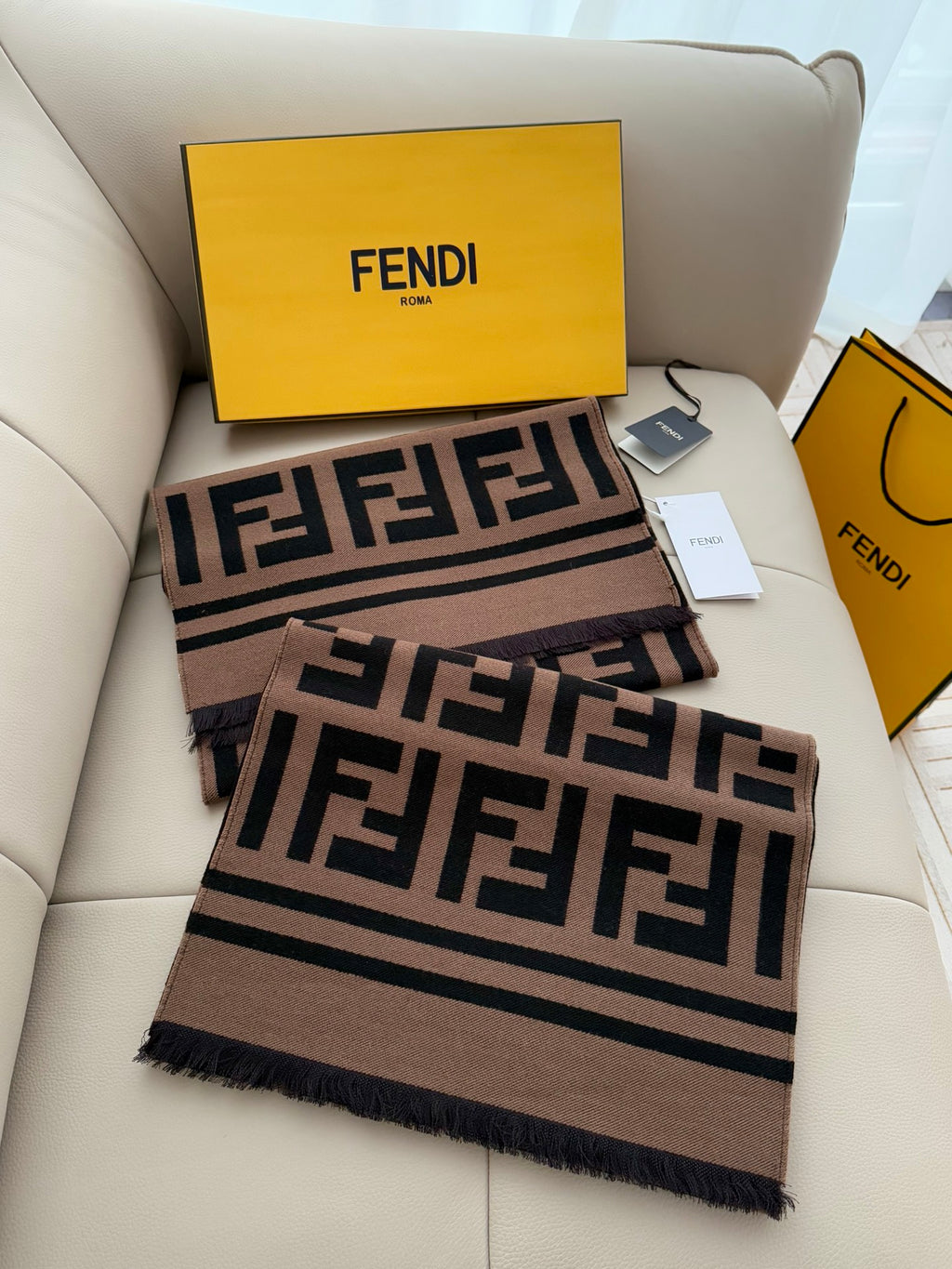 W1R106F11 Fashion Winter Scarves