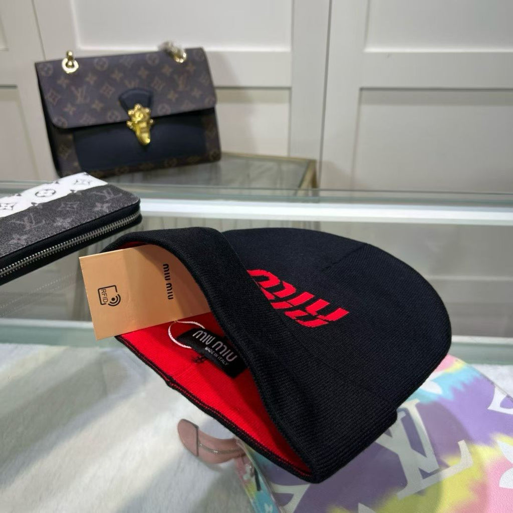 M1R86A28 Fashion hats