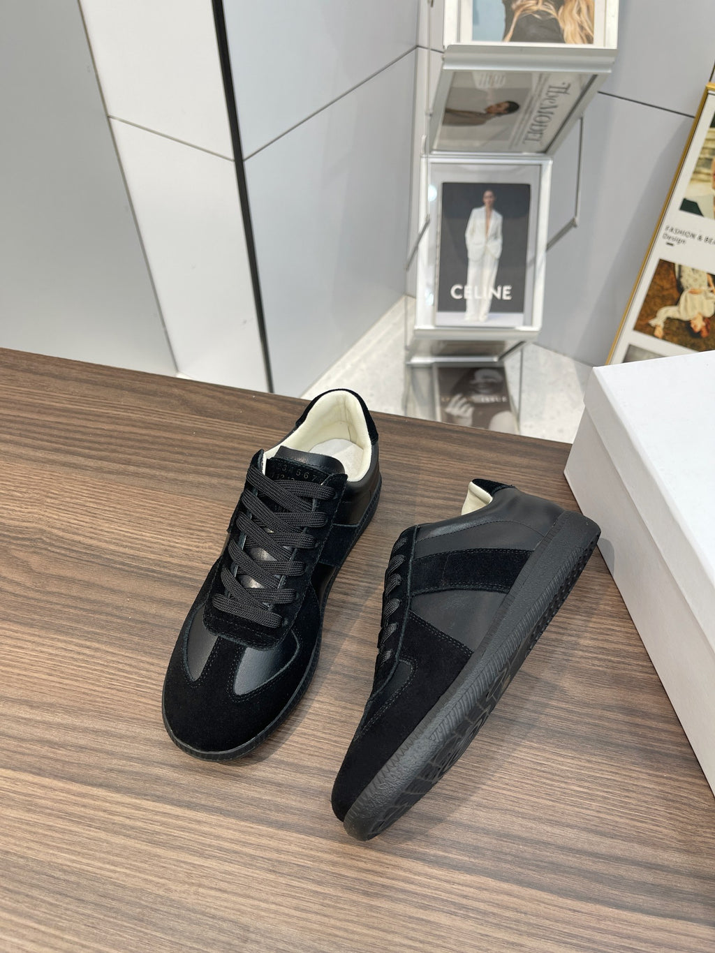 Z2X76A2  Popular high-quality leather shoes