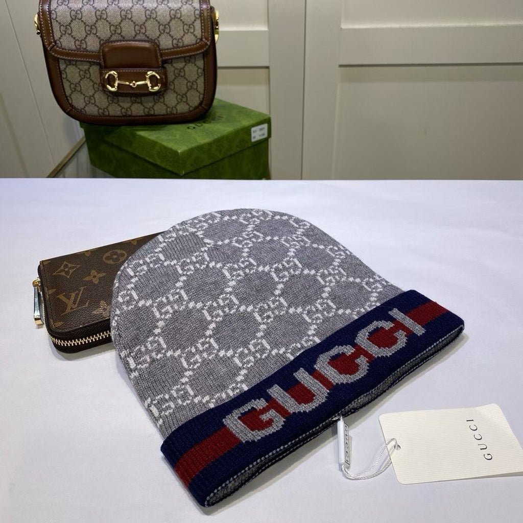 M1R86B72 Fashion hats