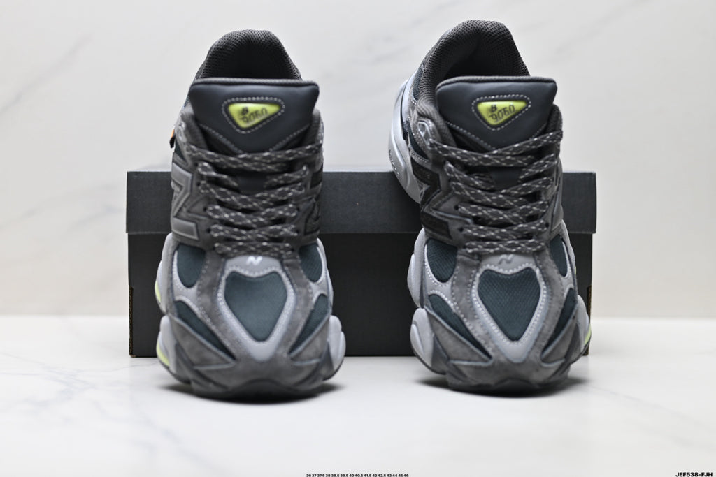 Z4R86A10 Fashion Shoes