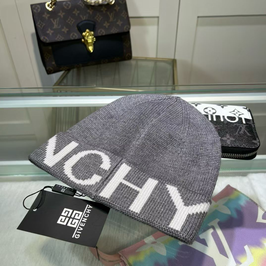 M1R86GV95 Fashion hats