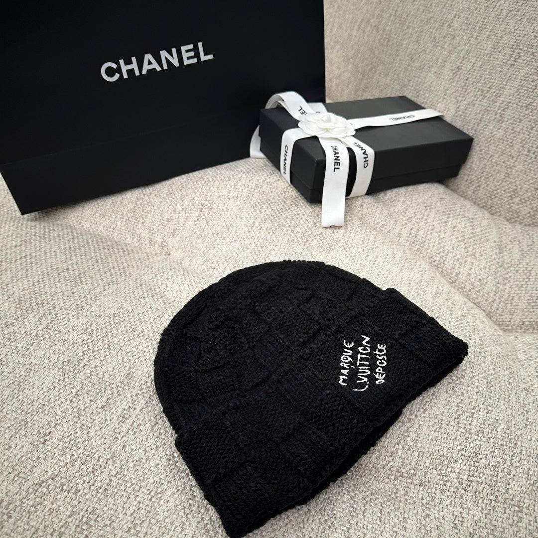 M1R86E9 Fashion hats