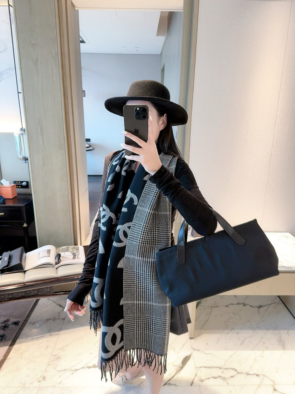 W1R86C105 Popular Winter Scarves