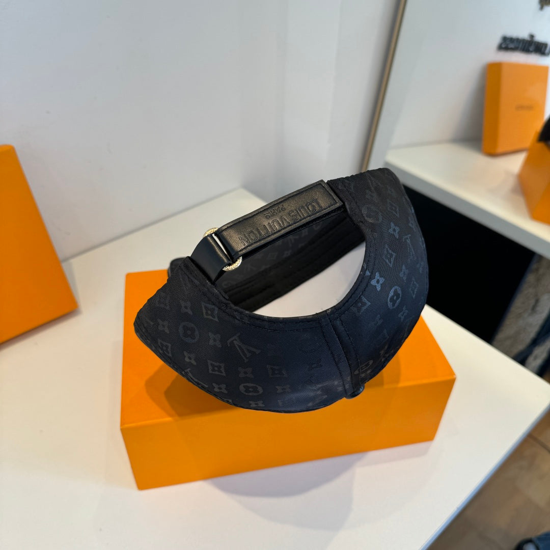M1R96E29 Fashion hats