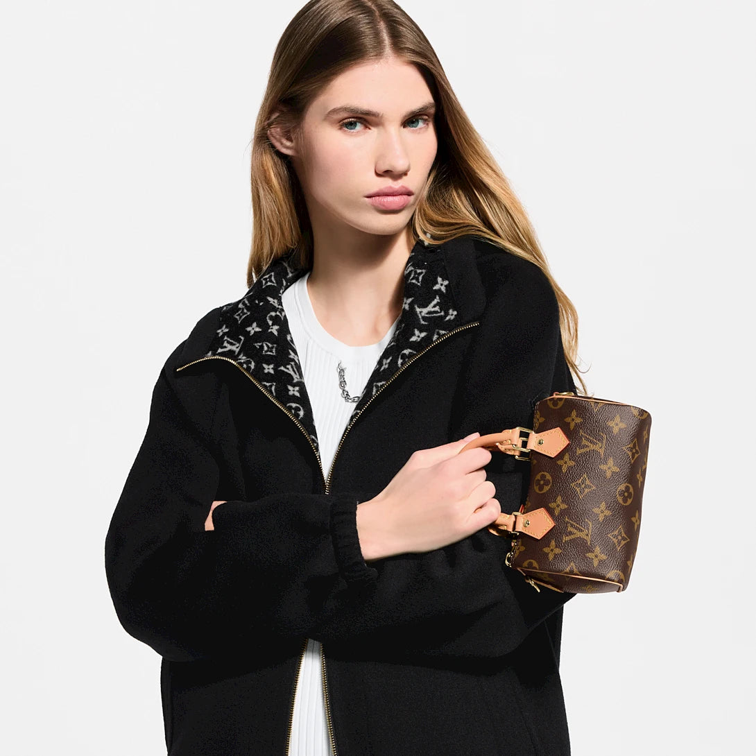 B1R76E36 Trendy classic high-quality coated canvas  bags