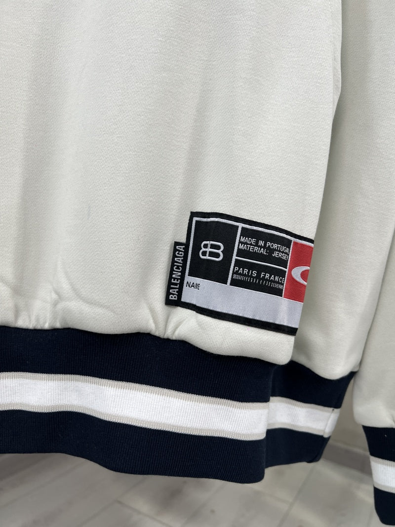 U1R106J7 Fashion Sweatshirt