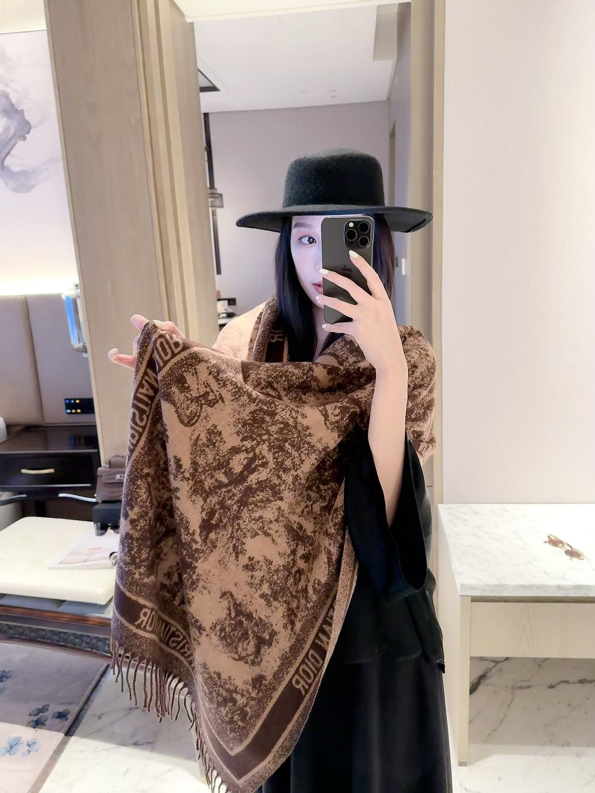 W1R96D128 Popular Winter Scarves